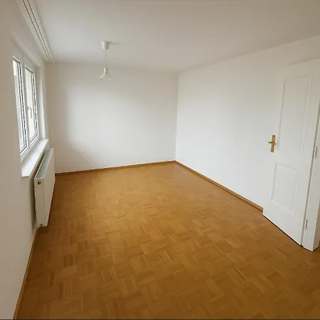 Stadtwohnung Mit Grosser Terasse Апартаменты *