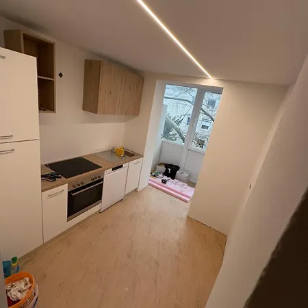 Apartment Stadtwohnung Mit Grosser Terasse *