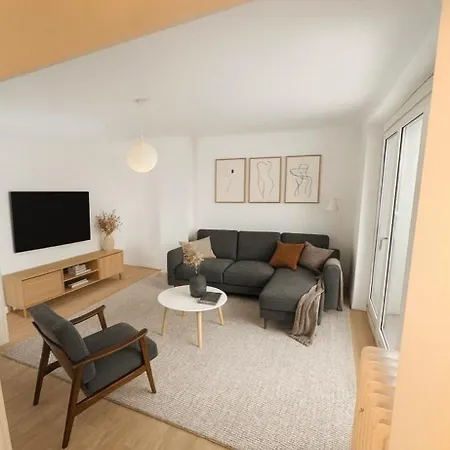 Stadtwohnung Mit Grosser Terasse Apartment *