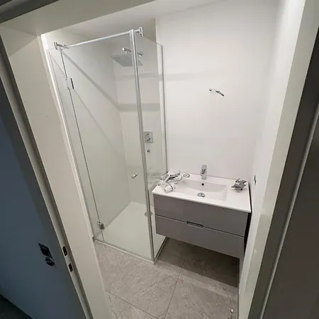 Stadtwohnung Mit Grosser Terasse * Baden