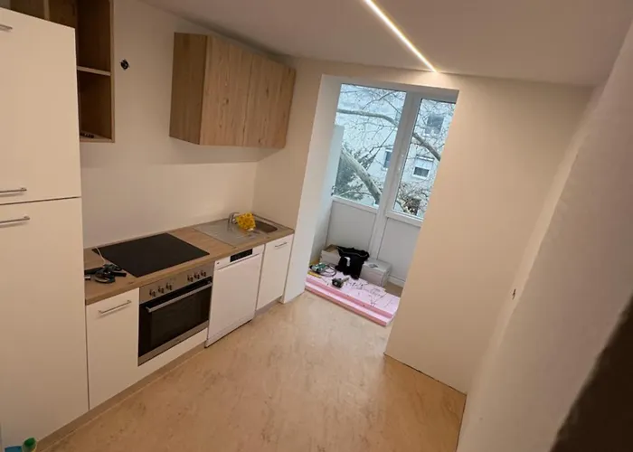 Apartment Stadtwohnung Mit Grosser Terasse *