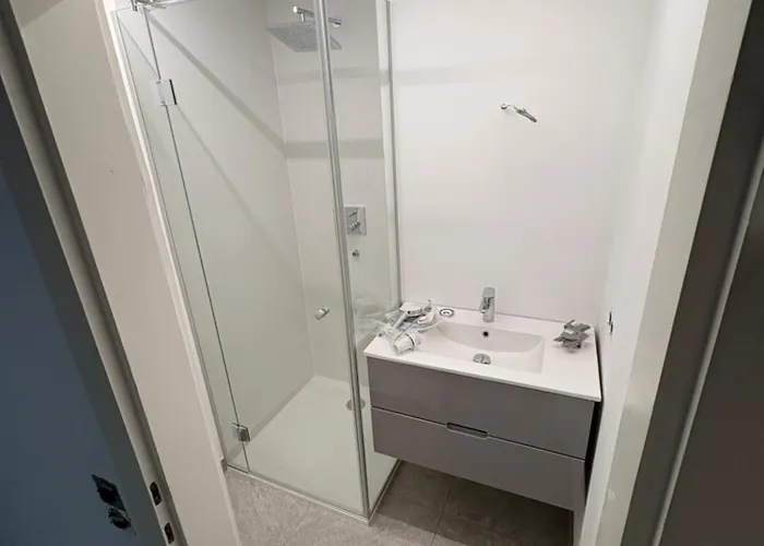 Stadtwohnung Mit Grosser Terasse * Baden